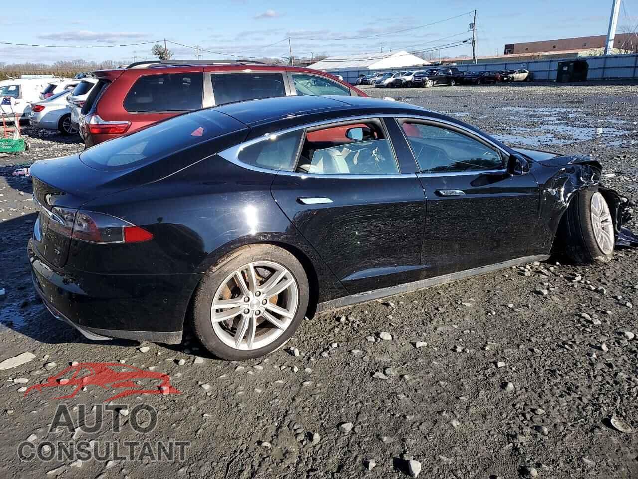 TESLA MODEL S 2016 - 5YJSA1E14GF130596