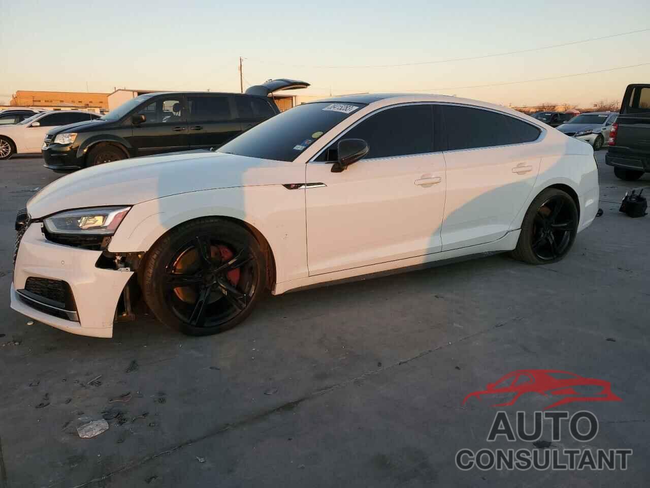 AUDI A5 2018 - WAUENCF52JA136196