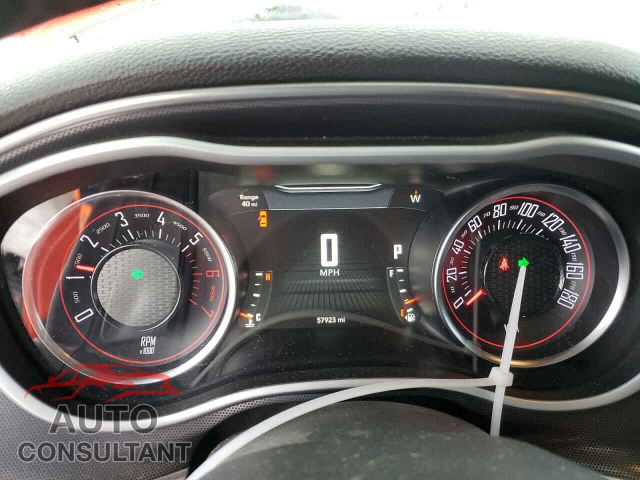 DODGE CHALLENGER 2017 - 2C3CDZFJ3HH589269