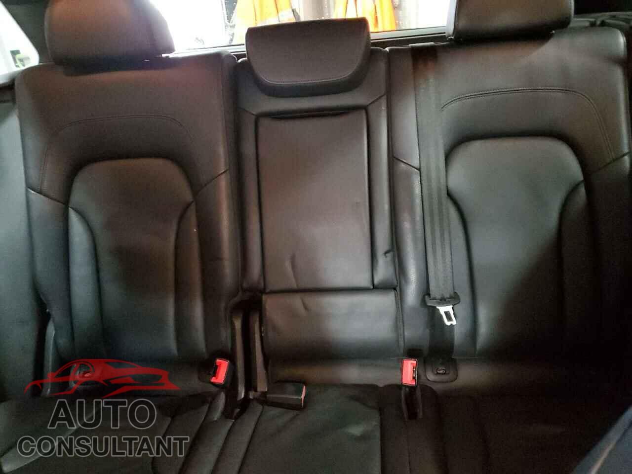 AUDI Q5 2017 - WA1D7AFP9HA014390