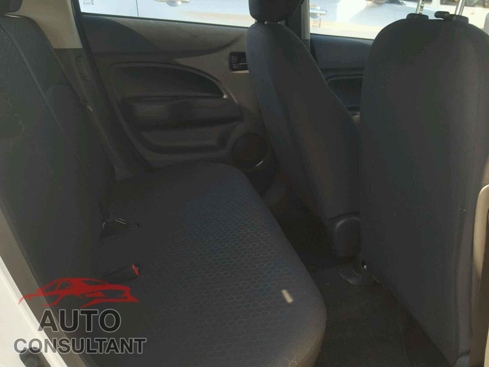MITSUBISHI MIRAGE 2015 - ML32A3HJ7FH057961