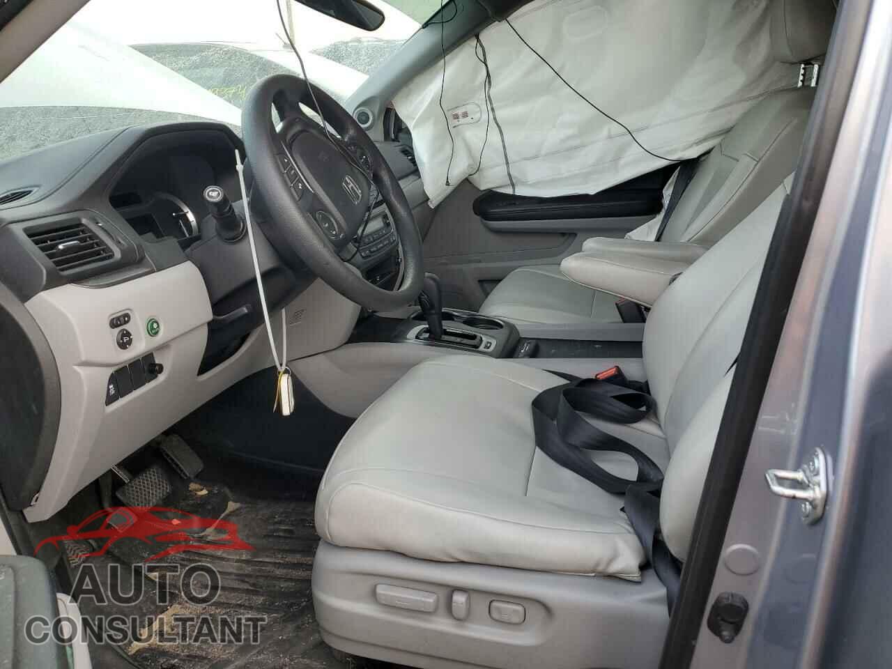 HONDA PILOT 2018 - 5FNYF6H35JB021965