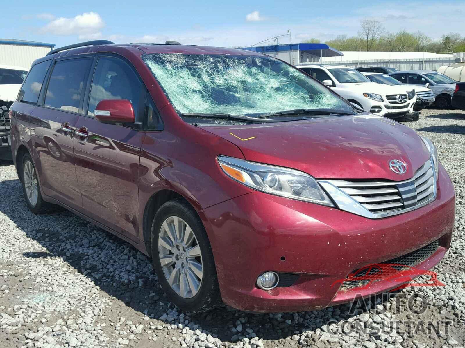 TOYOTA SIENNA 2015 - 5TDYK3DCXFS615390