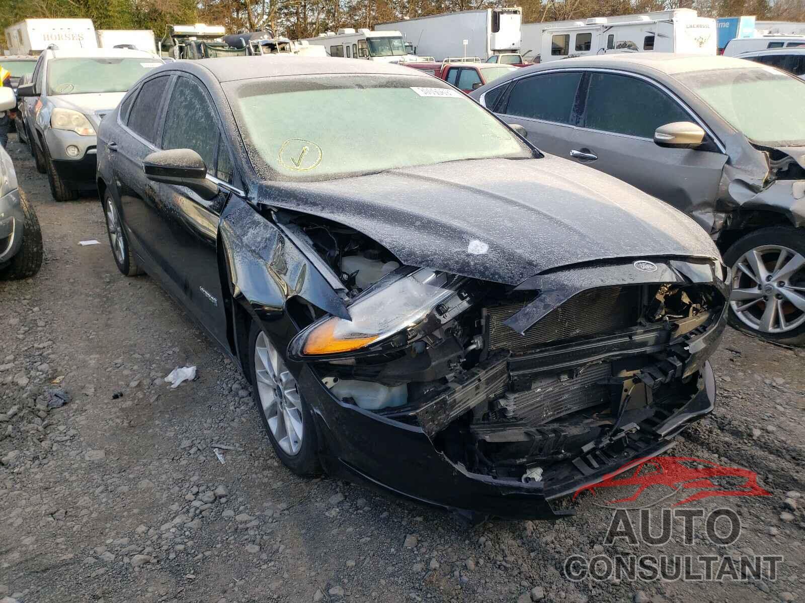 FORD FUSION 2017 - 3FA6P0LU4HR300243