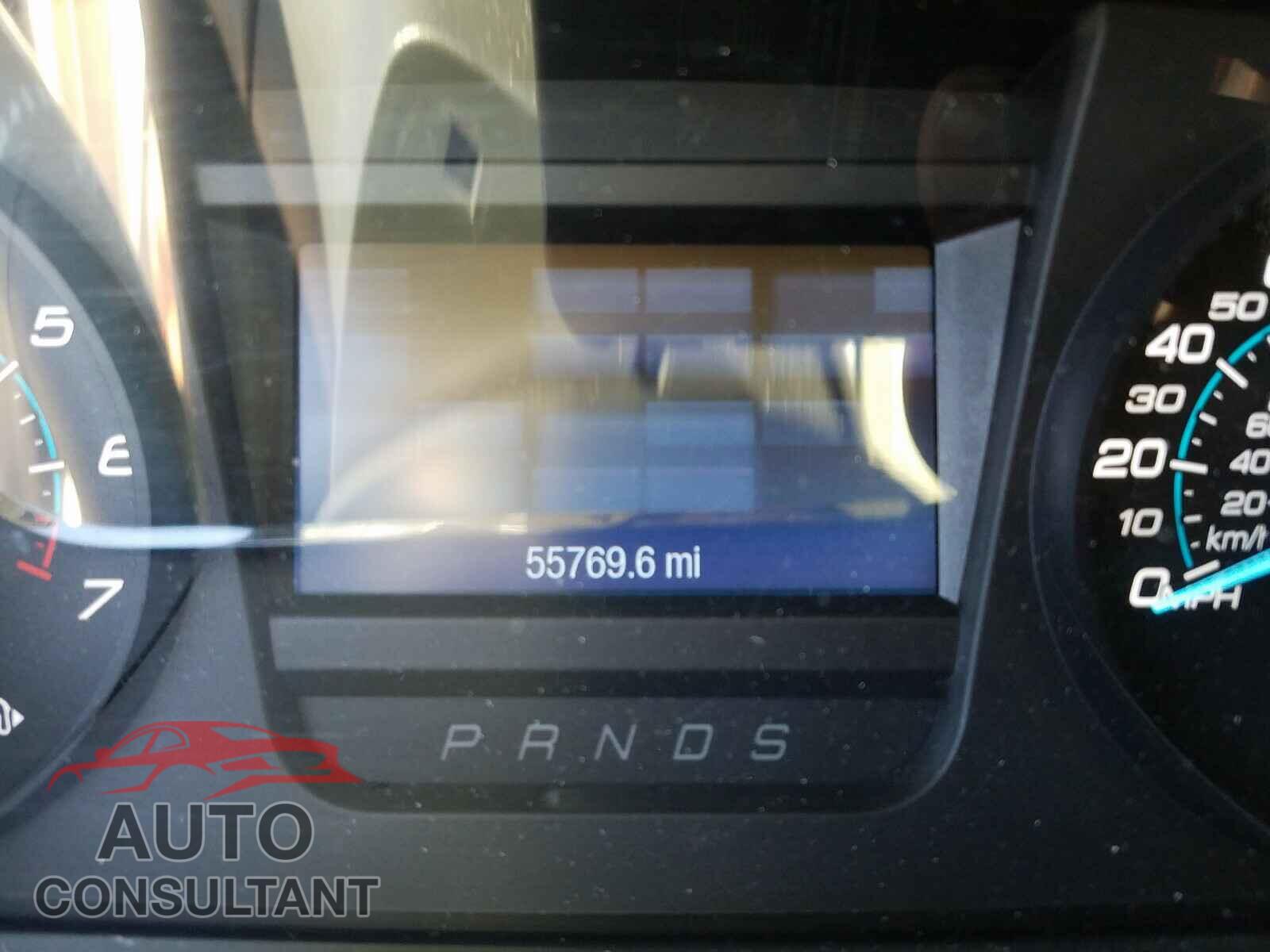 FORD TAURUS 2017 - KNDMB5C13H6282589