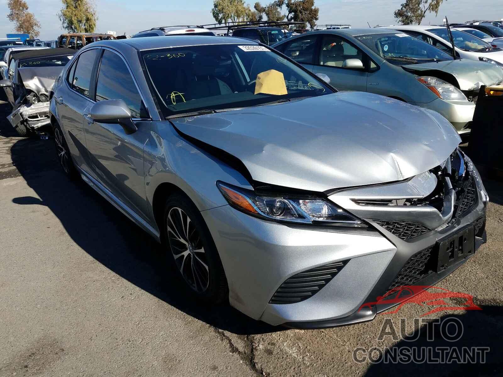 TOYOTA CAMRY 2020 - 4T1G11AK9LU352018