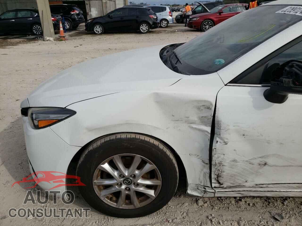 MAZDA 3 2017 - 3MZBN1U78HM141119