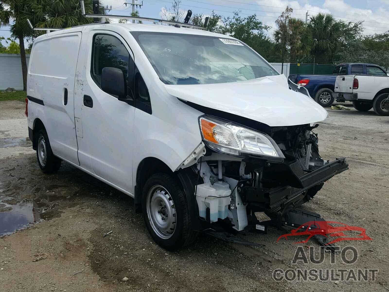 NISSAN NV 2017 - 3N6CM0KN8HK698952