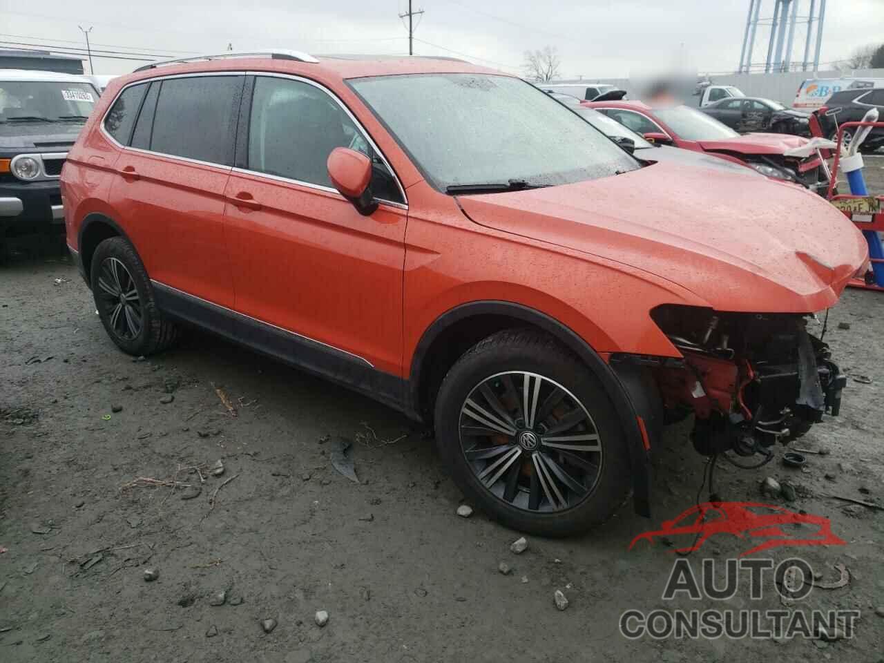 VOLKSWAGEN TIGUAN 2019 - 3VV2B7AX4KM103947