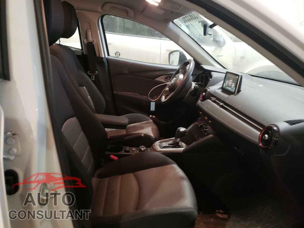 MAZDA CX-3 2017 - JM1DKFC75H0160328