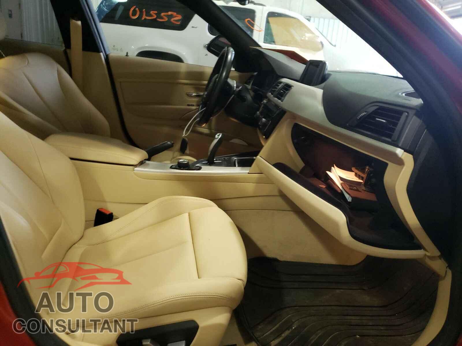 BMW 3 SERIES 2016 - WBA8E1G54GNU11651