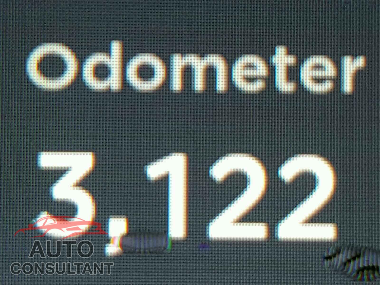 TESLA MODEL X 2017 - 5YJXCDE23HF049584