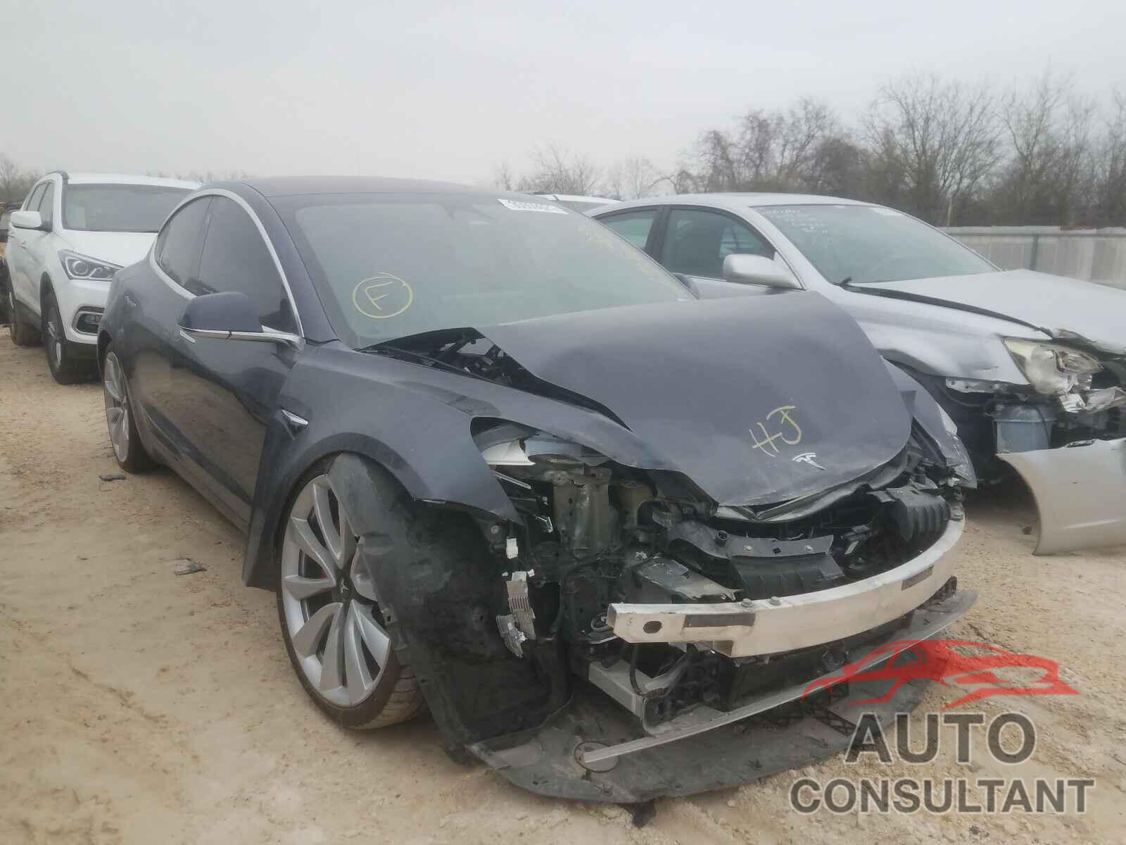TESLA MODEL 3 2018 - 5YJ3E1EB2JF083304