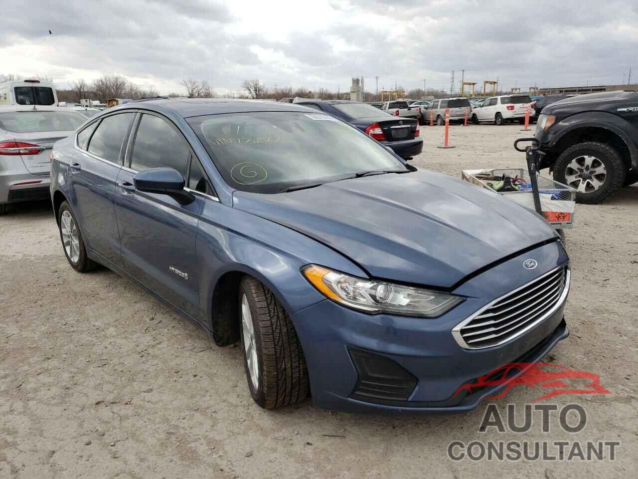 FORD FUSION 2019 - 3FA6P0LU2KR171877