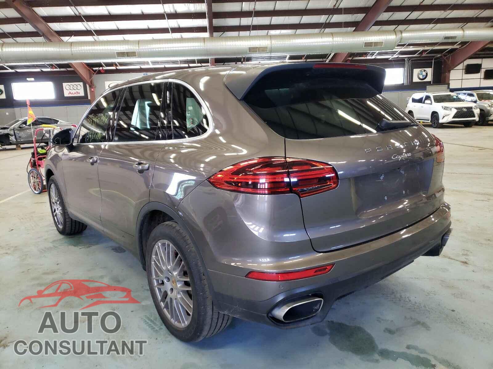 PORSCHE CAYENNE 2016 - WP1AA2A23GLA06346