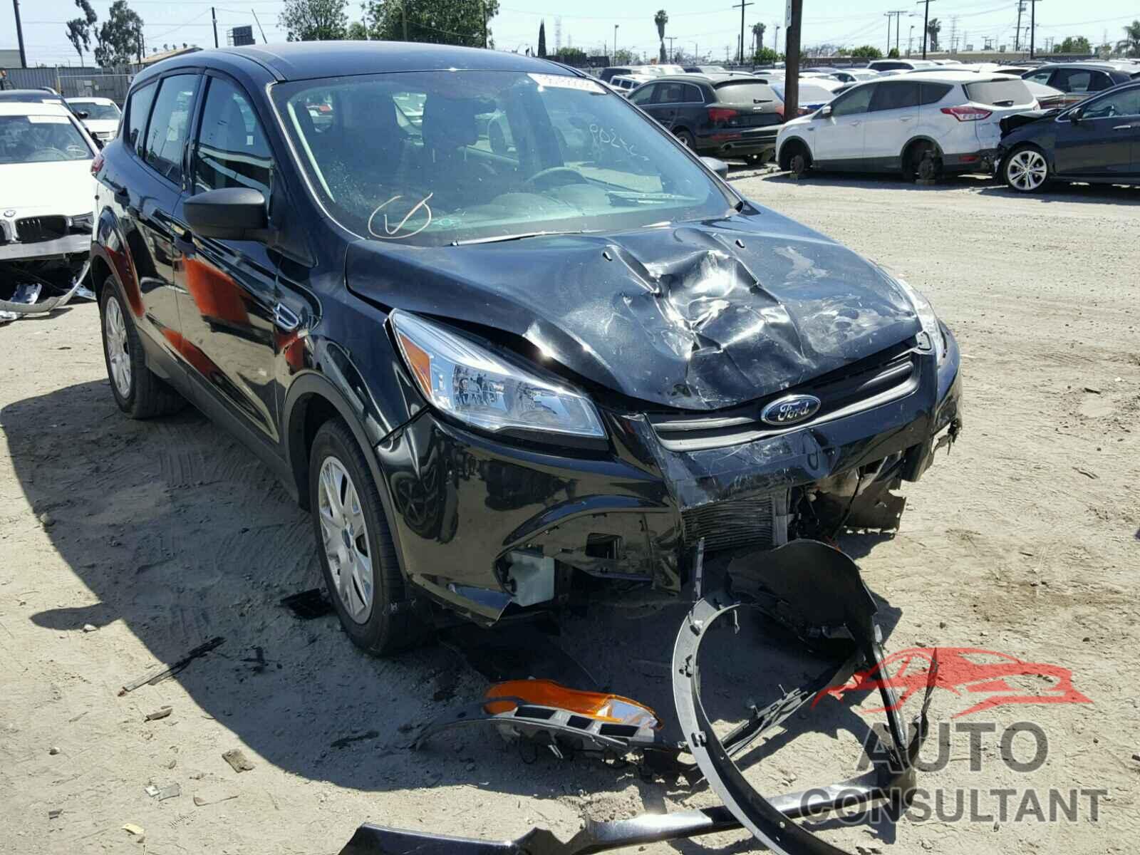 FORD ESCAPE 2015 - 1FMCU0F79FUC64143