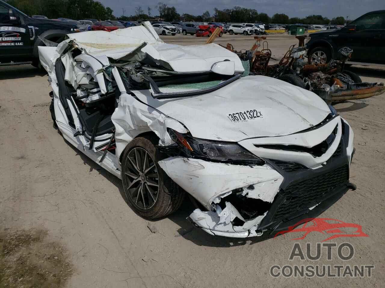 TOYOTA CAMRY 2022 - 4T1G11AK3NU656500