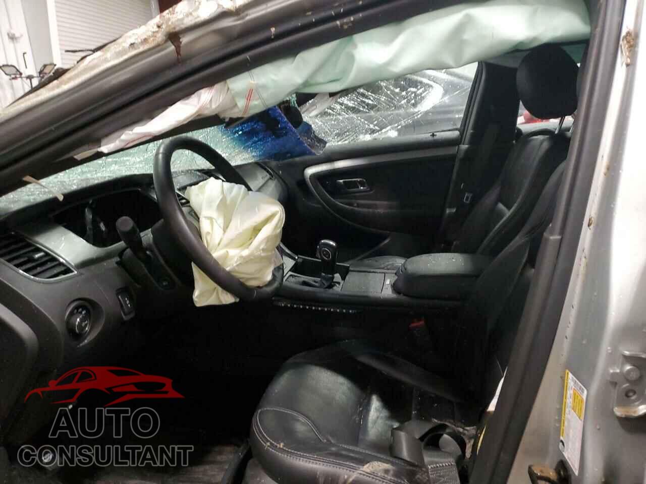 FORD TAURUS 2015 - 1FAHP2E80FG206577