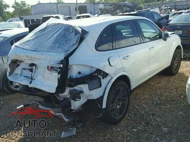 PORSCHE CAYENNE 2017 - WP1AA2A27HKA85124