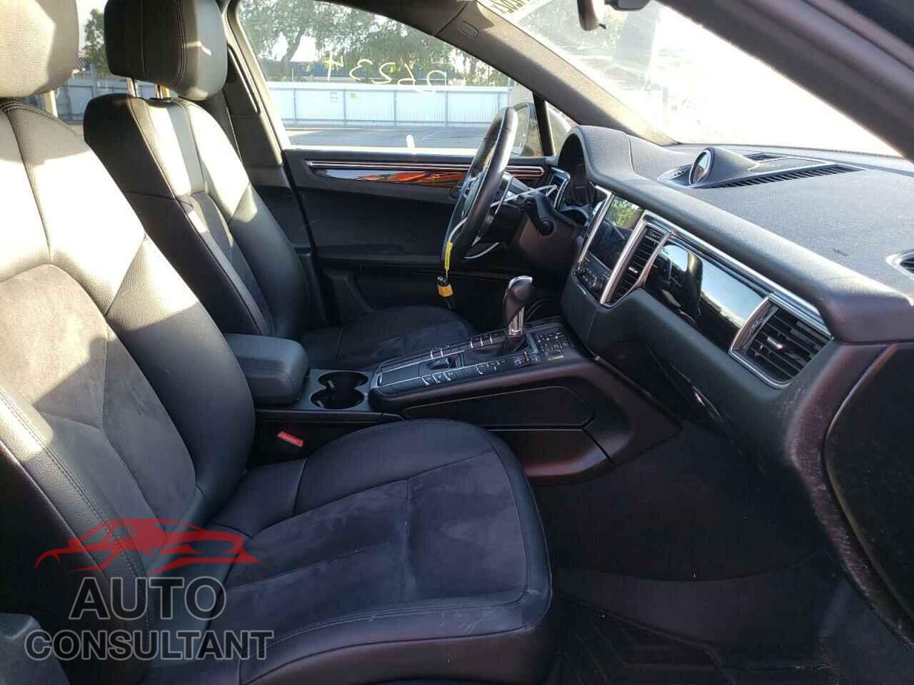 PORSCHE MACAN 2018 - WP1AA2A55JLB23394