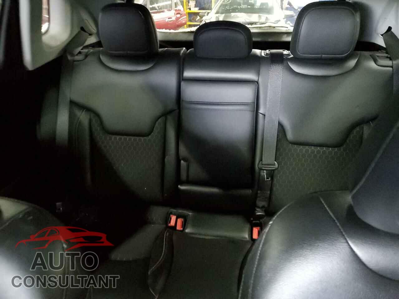 JEEP COMPASS 2018 - 3C4NJDBB3JT361008