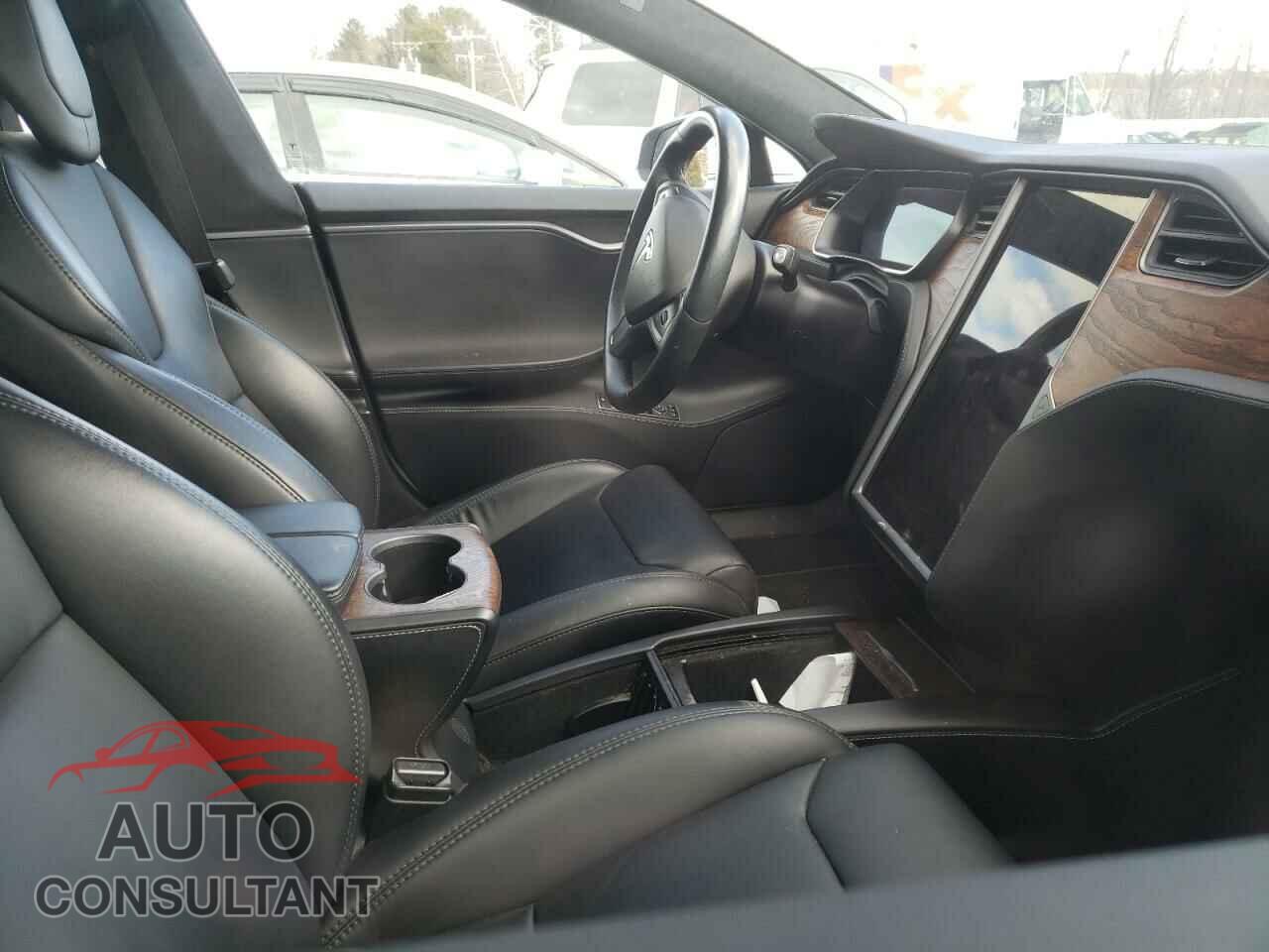 TESLA MODEL S 2019 - 5YJSA1E20KF339769