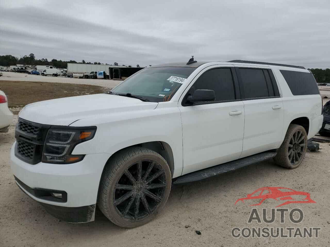 CHEVROLET SUBURBAN 2018 - 1GNSCHKC1JR370268