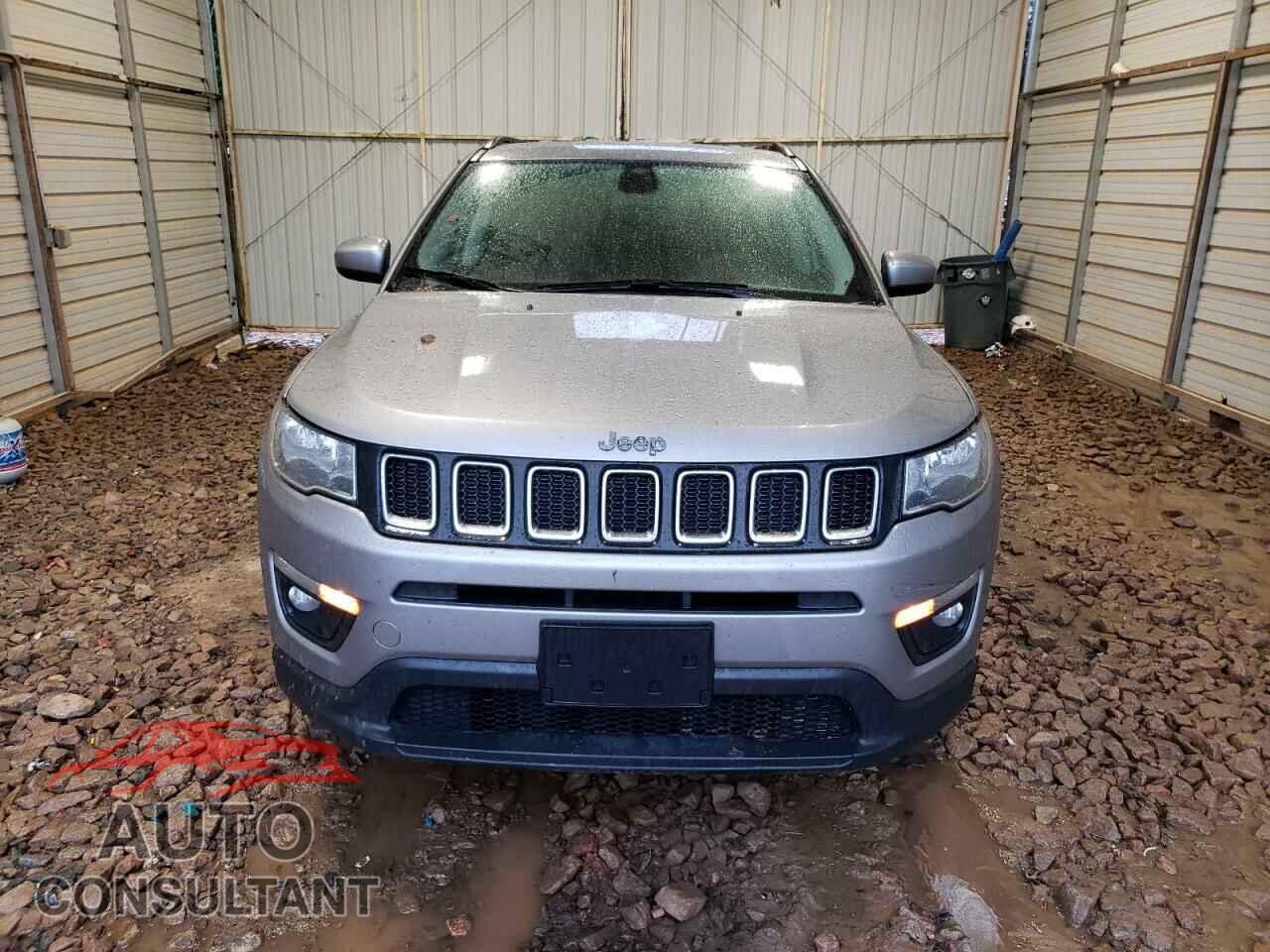 JEEP COMPASS 2019 - 3C4NJDBB0KT792228