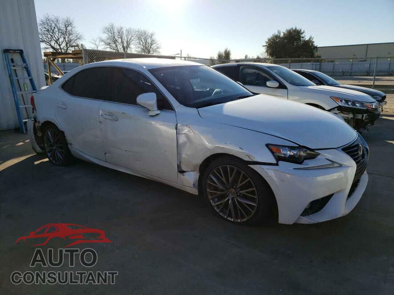 LEXUS IS 2015 - JTHBF1D2XF5053968