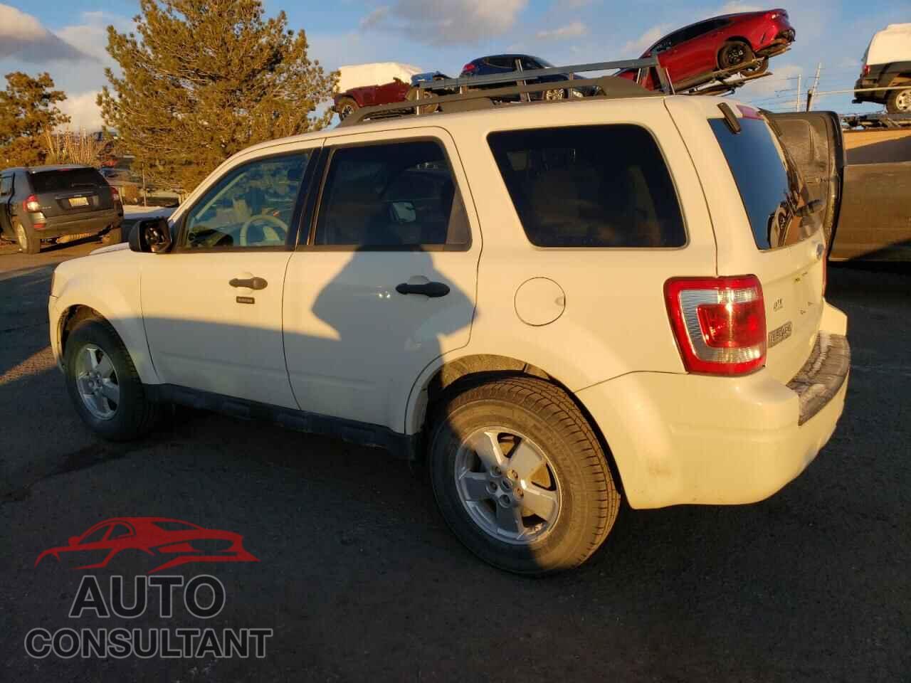 FORD ESCAPE 2012 - 1FMCU9DG5CKB54575