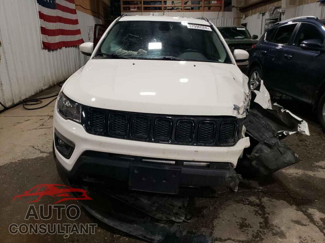 JEEP COMPASS 2019 - 3C4NJDAB0KT659194