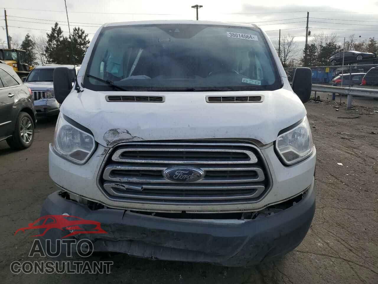 FORD TRANSIT 2018 - 1FTYR1YM0JKB26371