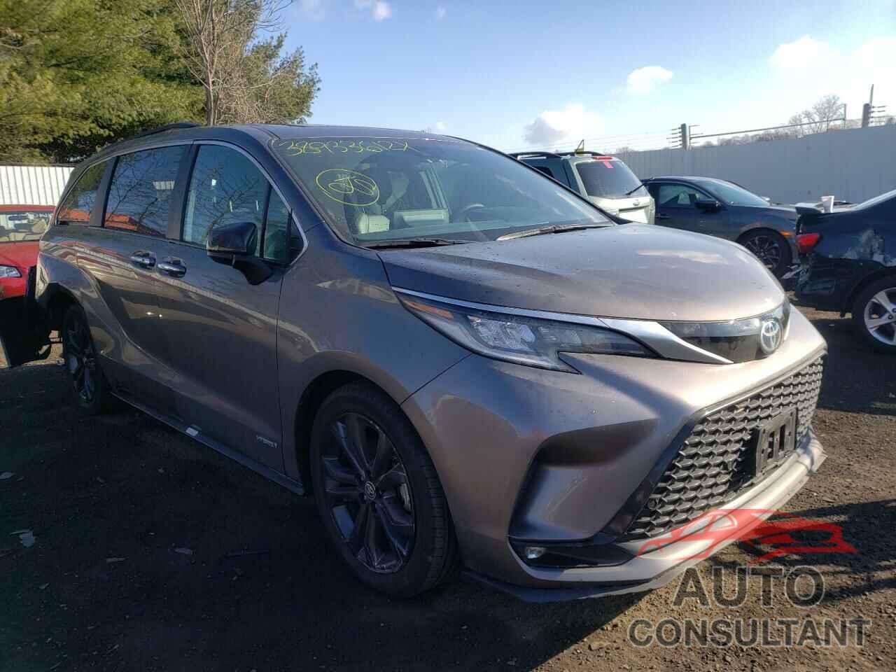 TOYOTA SIENNA 2021 - 5TDDRKEC4MS005226