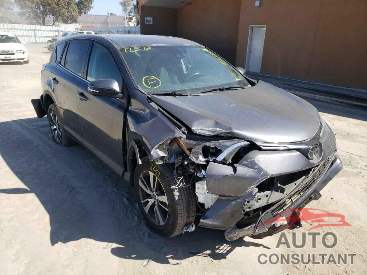 TOYOTA RAV4 2018 - 2T3RFREV2JW794429