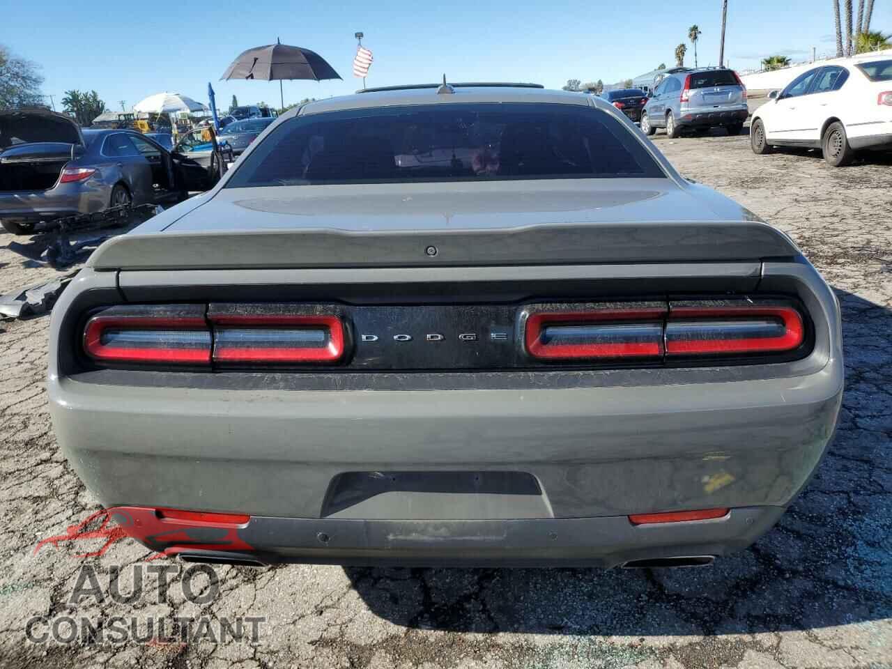 DODGE CHALLENGER 2018 - 2C3CDZBT3JH144723