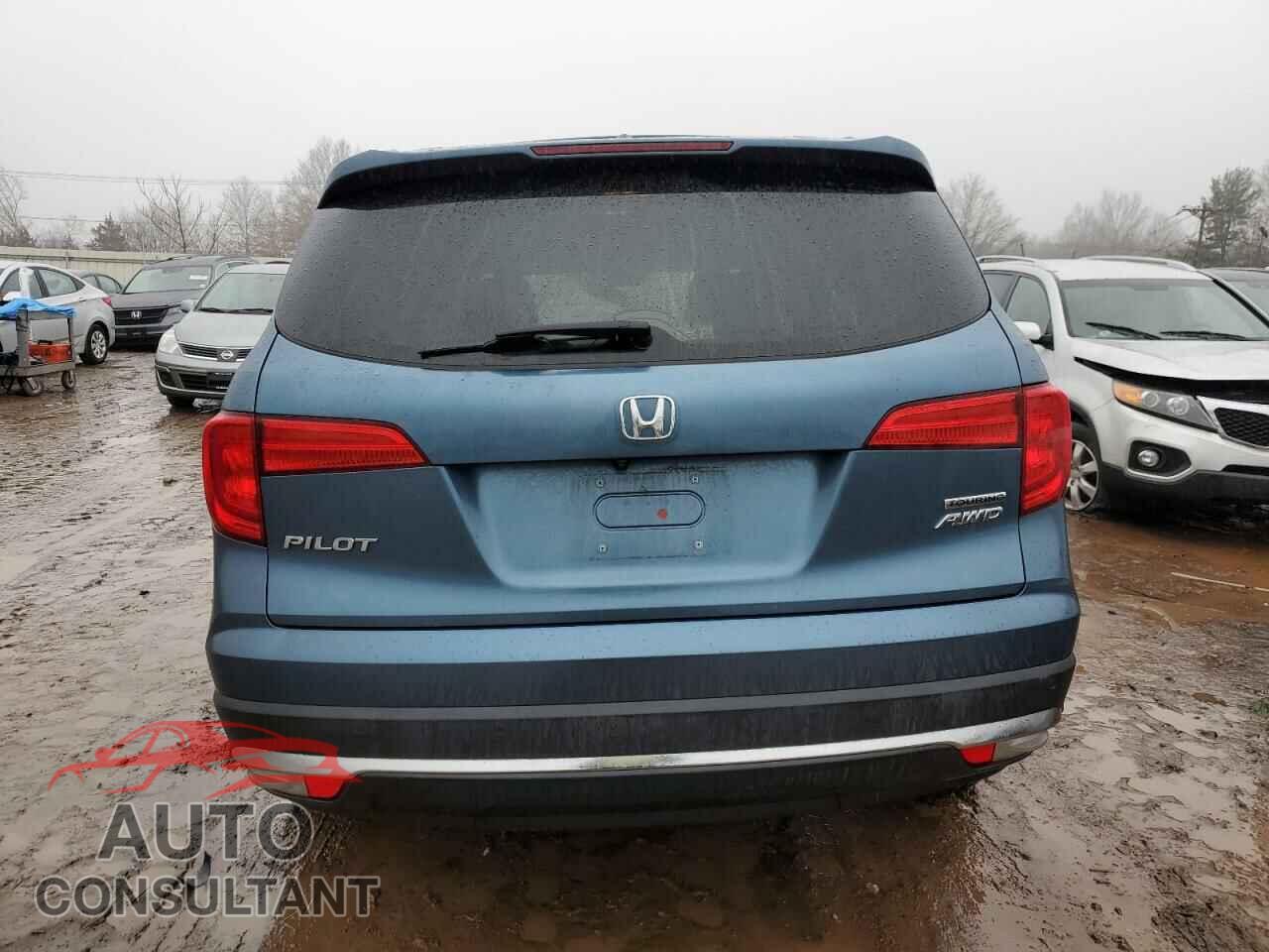HONDA PILOT 2018 - 5FNYF6H96JB018156