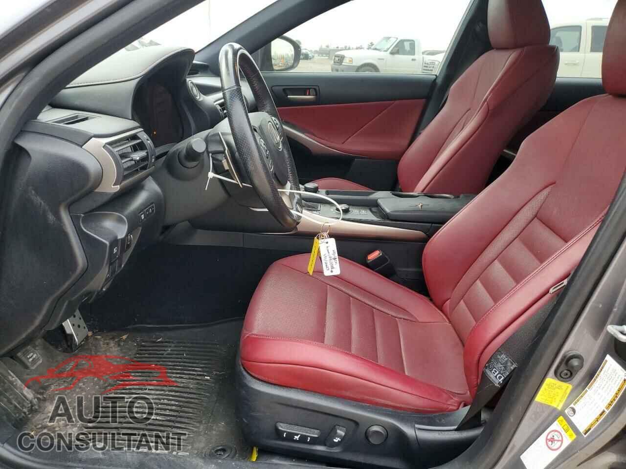 LEXUS IS 2017 - JTHBA1D29H5039996