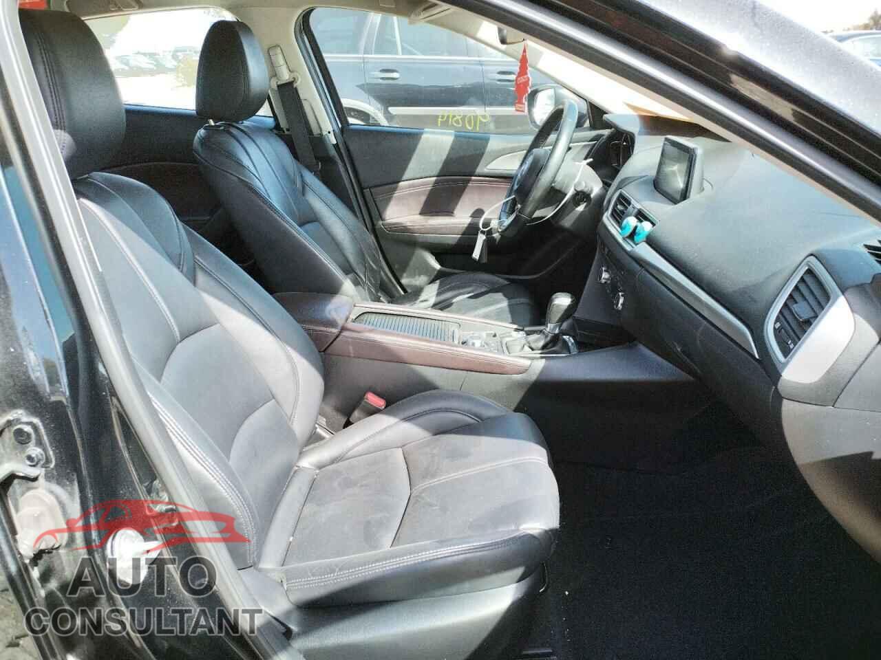 MAZDA 3 2017 - JM1BN1V71H1106145