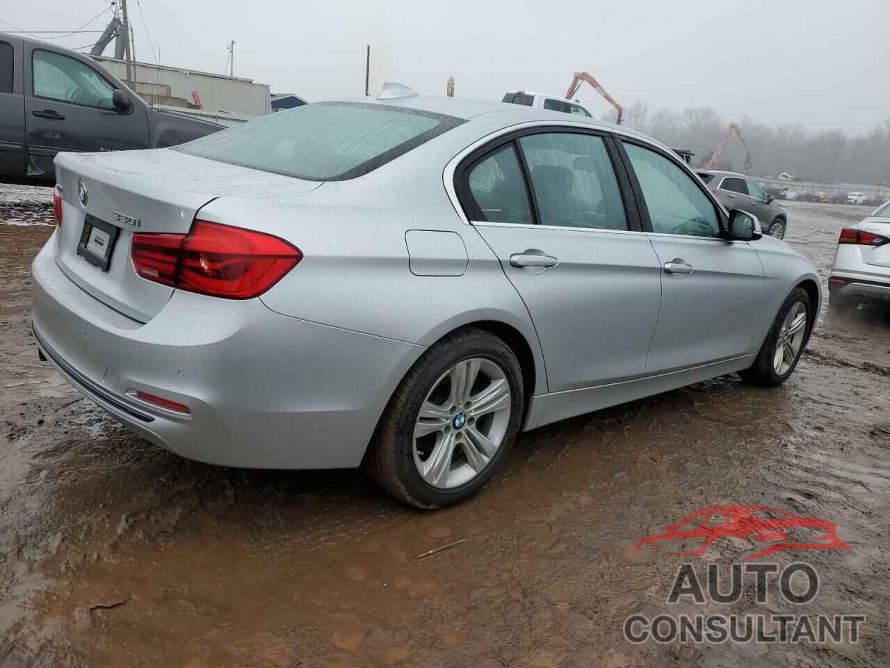 BMW 3 SERIES 2017 - WBA8D9G35HNU64134