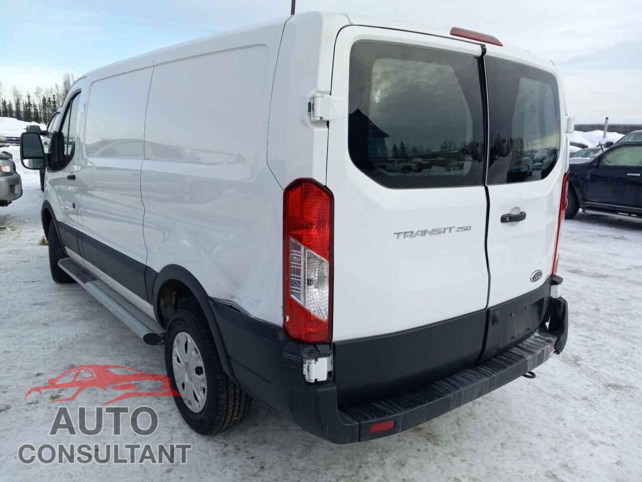 FORD TRANSIT CO 2021 - 1FTBR1Y83MKA45121