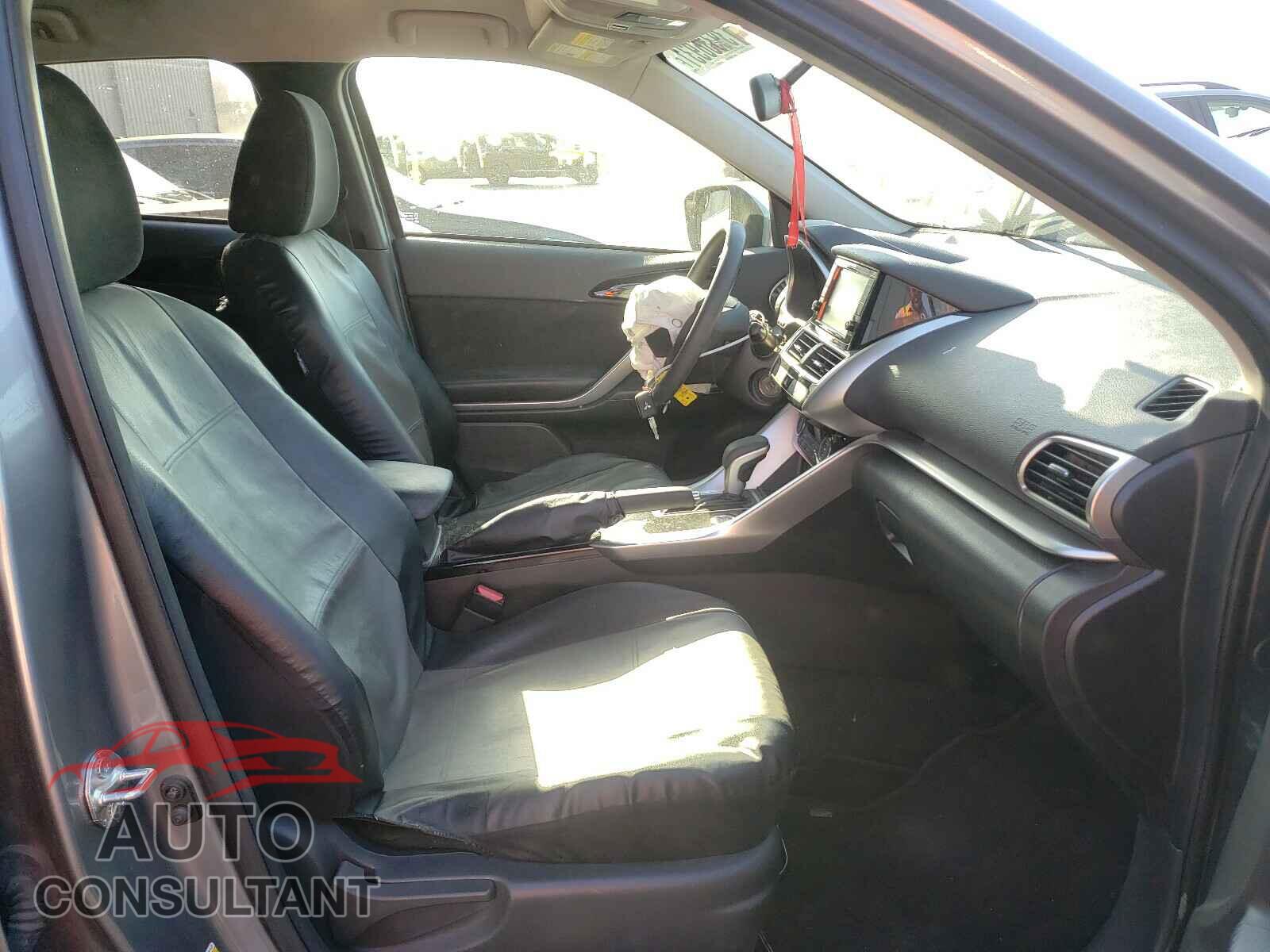 MITSUBISHI ECLIPSE 2019 - JA4AT3AAXKZ028921