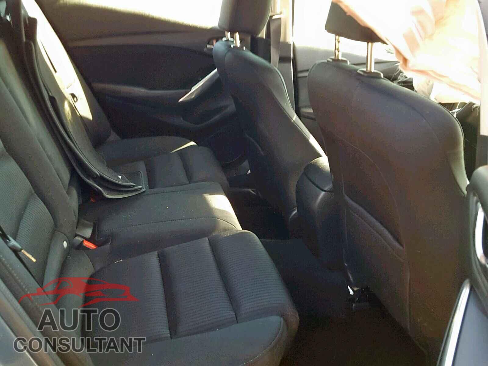 MAZDA 6 2017 - JTEMU5JR1M5911216