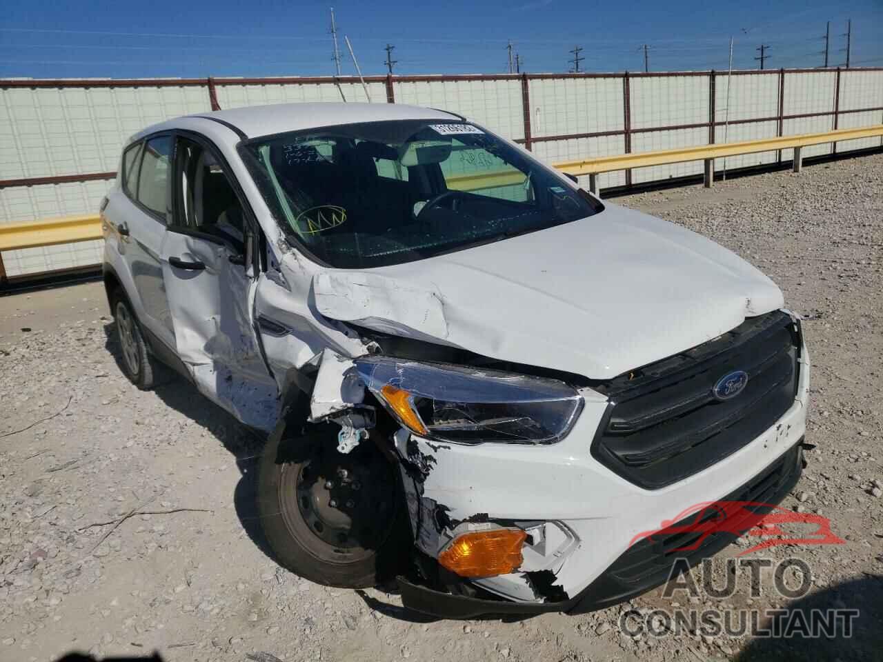 FORD ESCAPE 2017 - 1FMCU0F75HUE93423