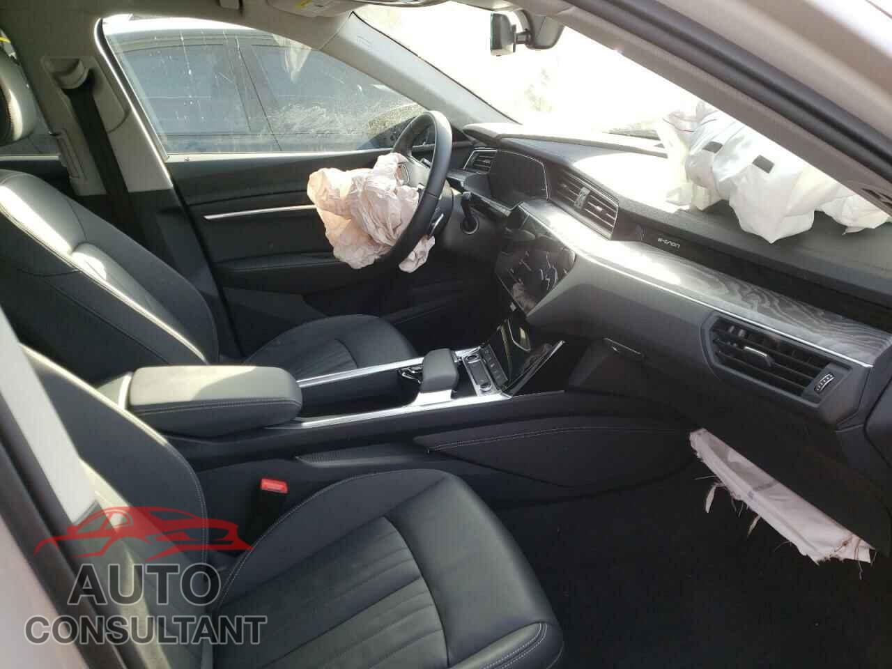 AUDI E-TRON 2021 - WDDZF4JB6HA041404