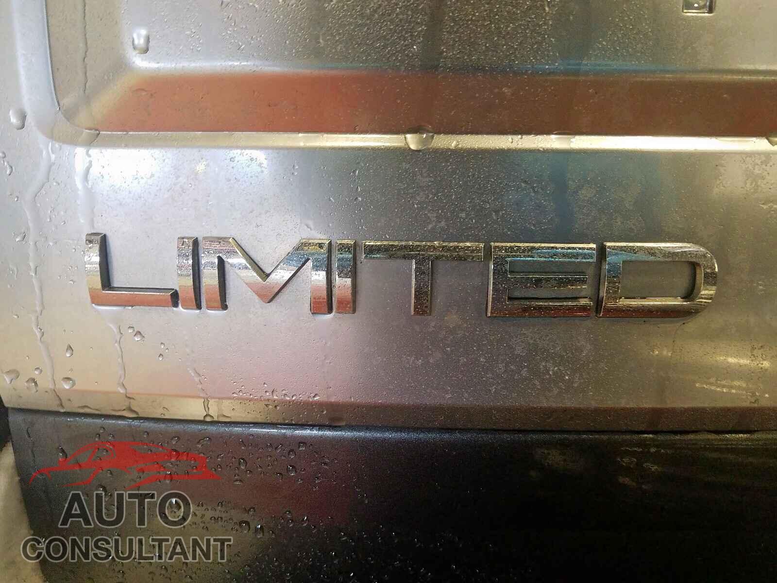 FORD FLEX 2019 - JTDEAMDE9MJ031246