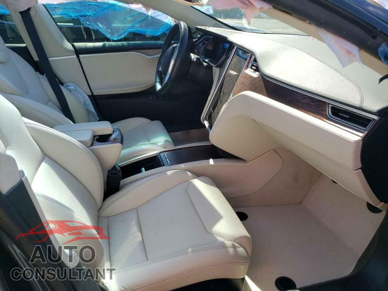 TESLA MODEL S 2017 - 5YJSA1E2XHF232558