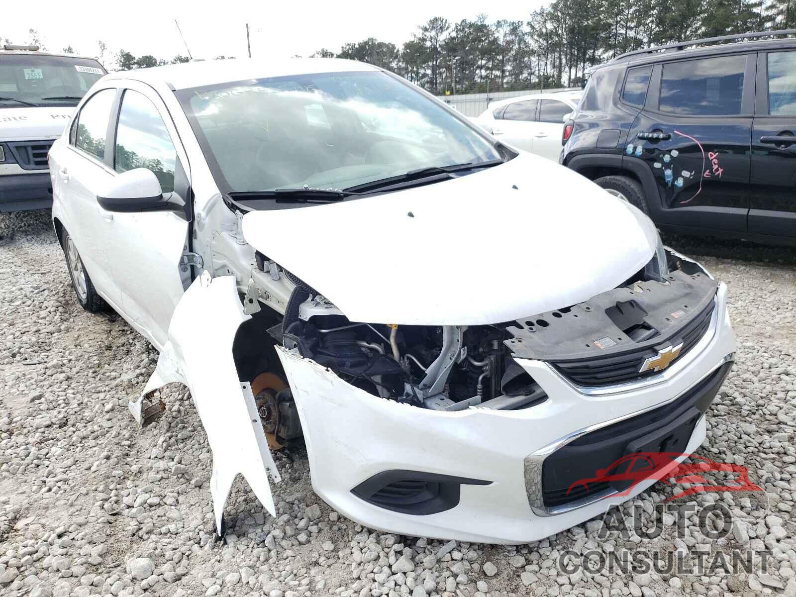 CHEVROLET SONIC 2017 - 1G1JD5SH7H4107374