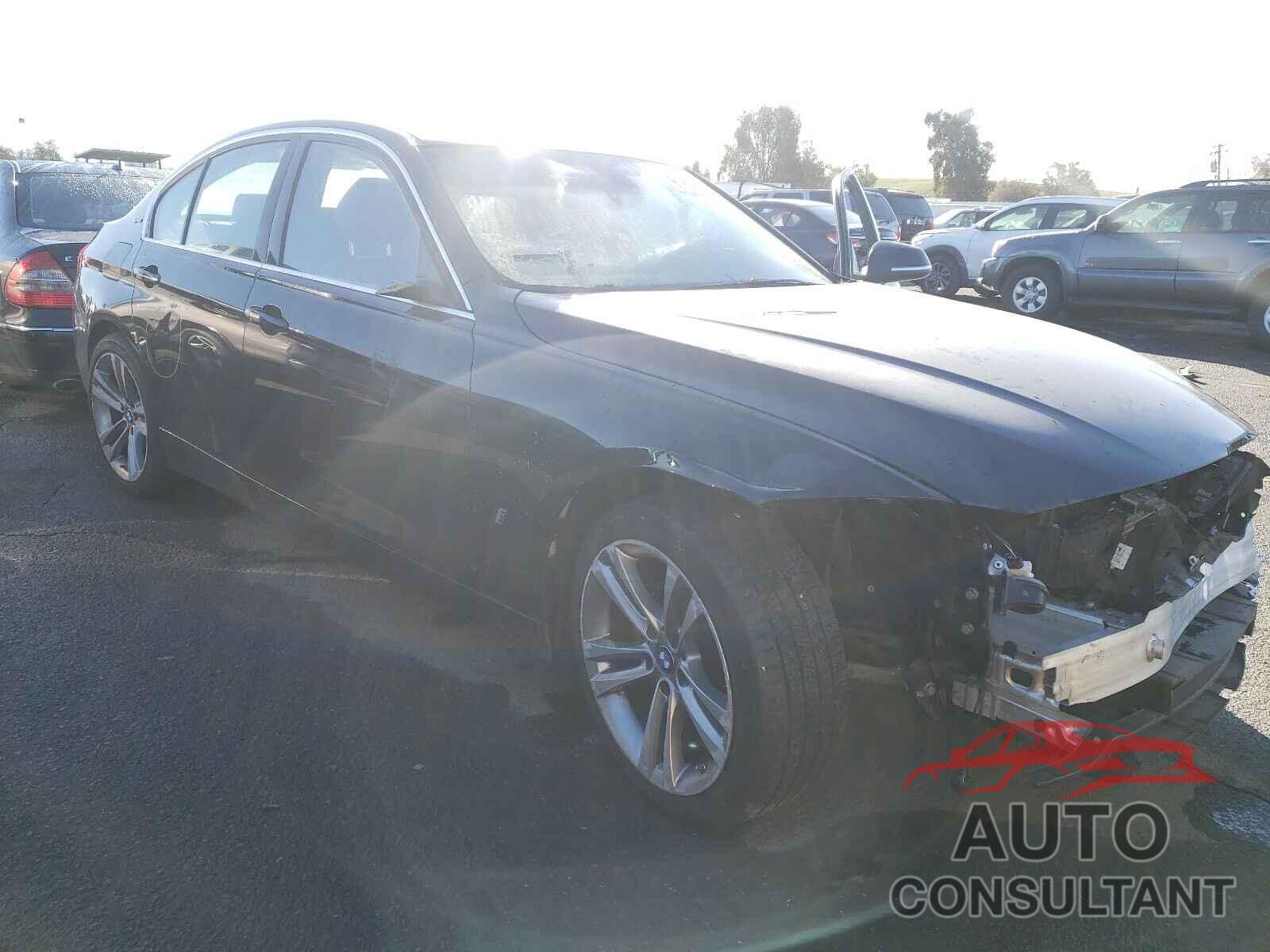 BMW 3 SERIES 2017 - WBA8E1C3XHA156422