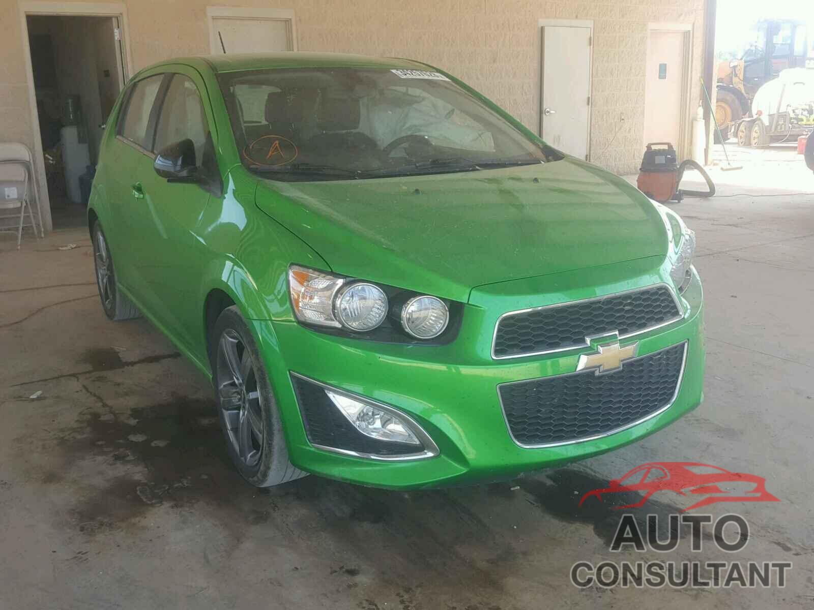 CHEVROLET SONIC 2016 - 1G1JH6SB4G4167715