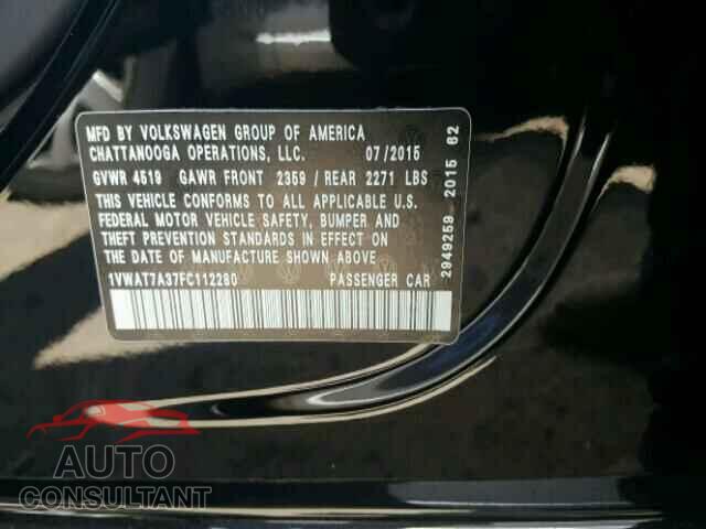 VOLKSWAGEN PASSAT 2015 - 1VWAT7A37FC112280